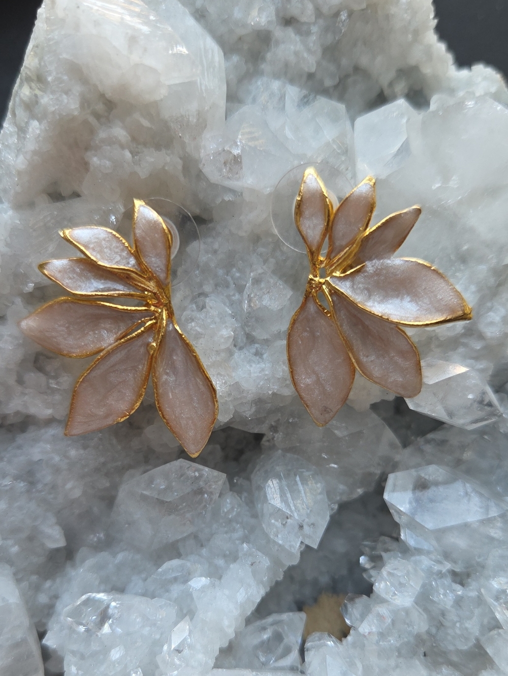 MEL New York Narin Earrings | 24K Gold Plated Mother of Pearl Floral Earrings